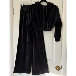 Fashion Nova Velour Cropped Lounge Set - Size M